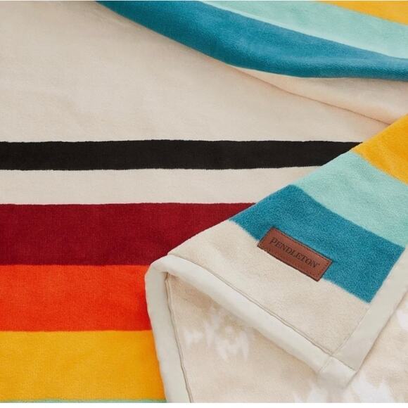 Pendleton Ultra-Soft Plush Throw Blanket — Mount Foraker (50″ × 70″) Brand New - Picture 8 of 8